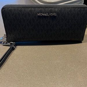 Michael Kors zip around wallet